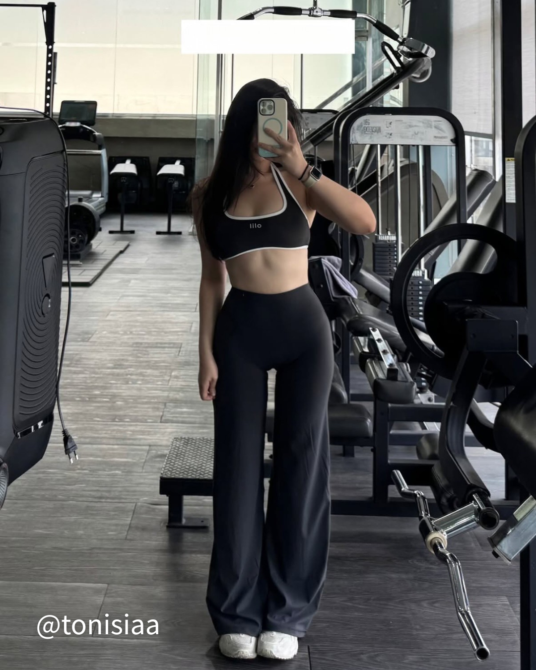 IG TAGGED @tonisiaa