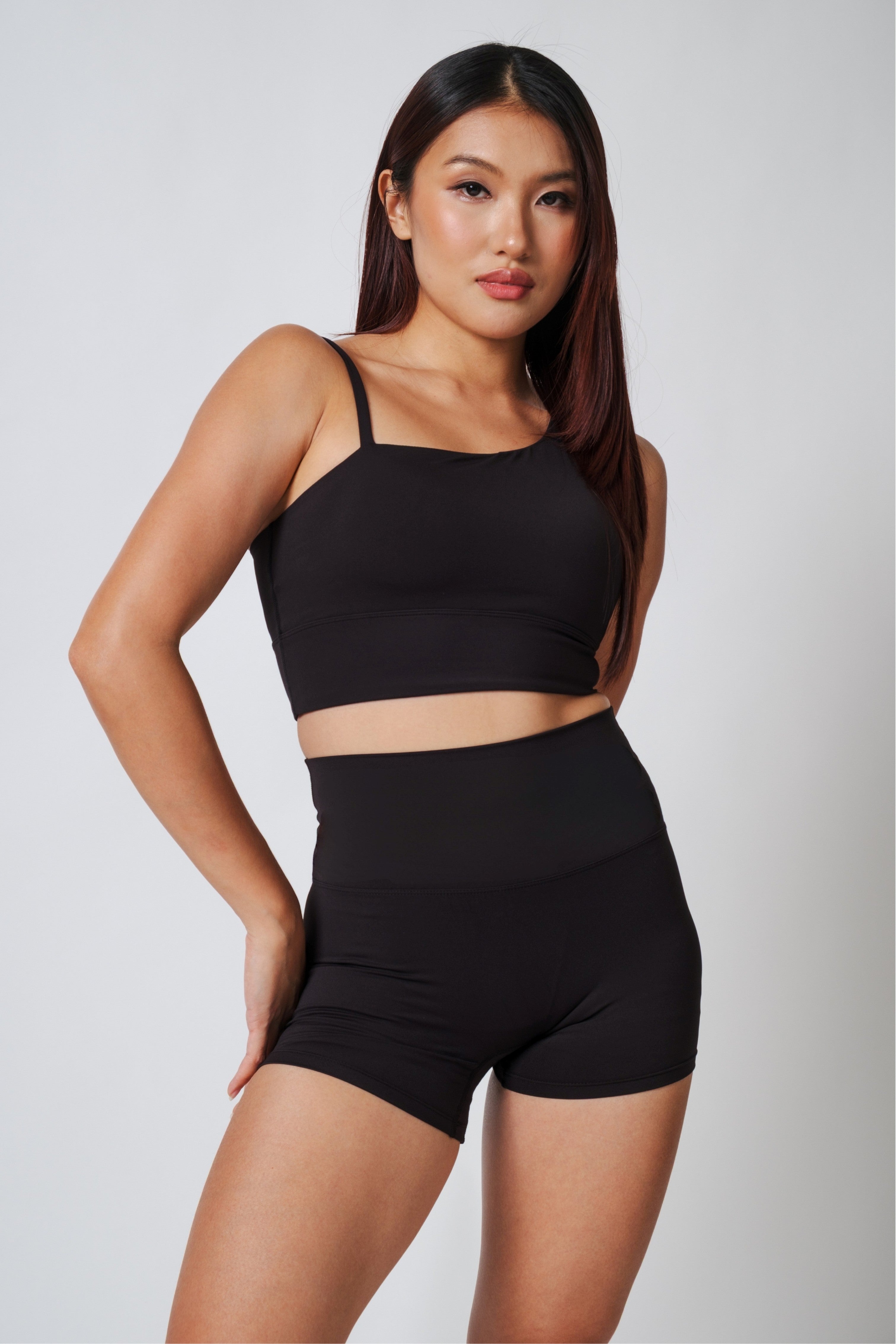 Flow State Shorts Inkline Black Sophia is 5'4 wearing S