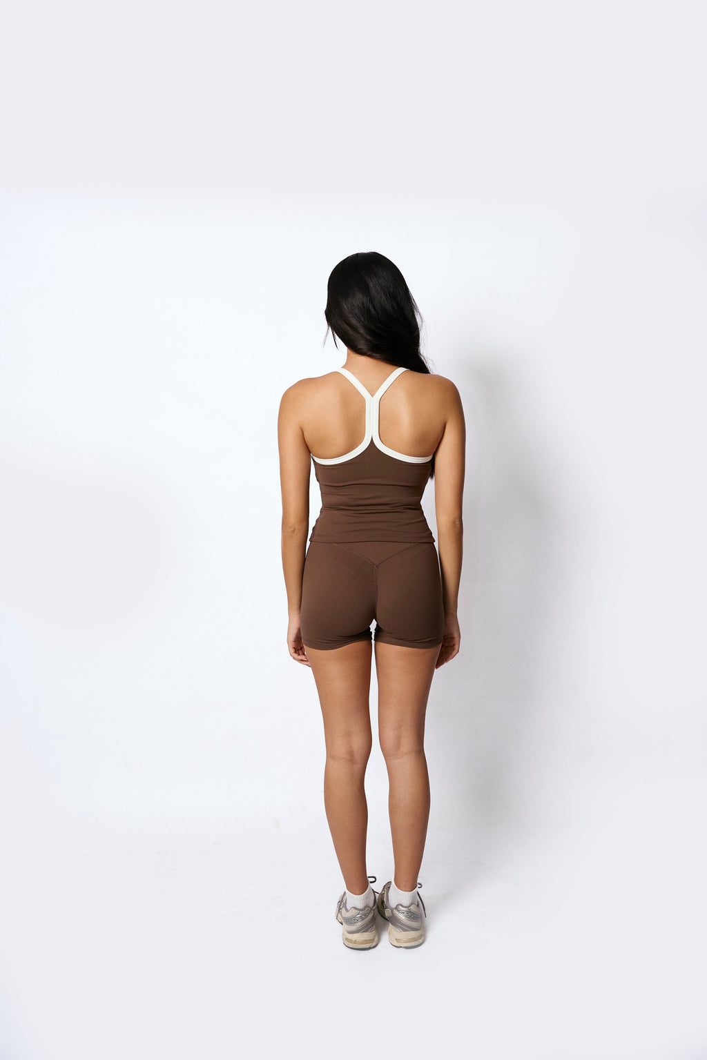 Archive Invisible Scrunch Shorts - Espresso Brown